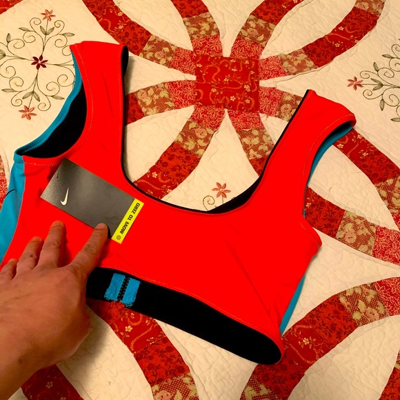 Nike Women’s Midkini Top - Picture 7 of 7